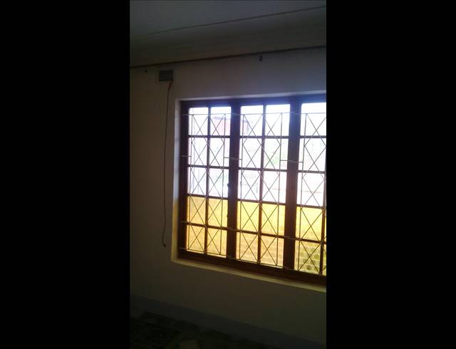 2.5 BEDROOM HOUSE RENTED IN WESTCLIFF